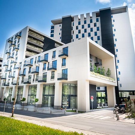 Luxury Apartment In Building K55 With Free Garage Варна Екстериор снимка