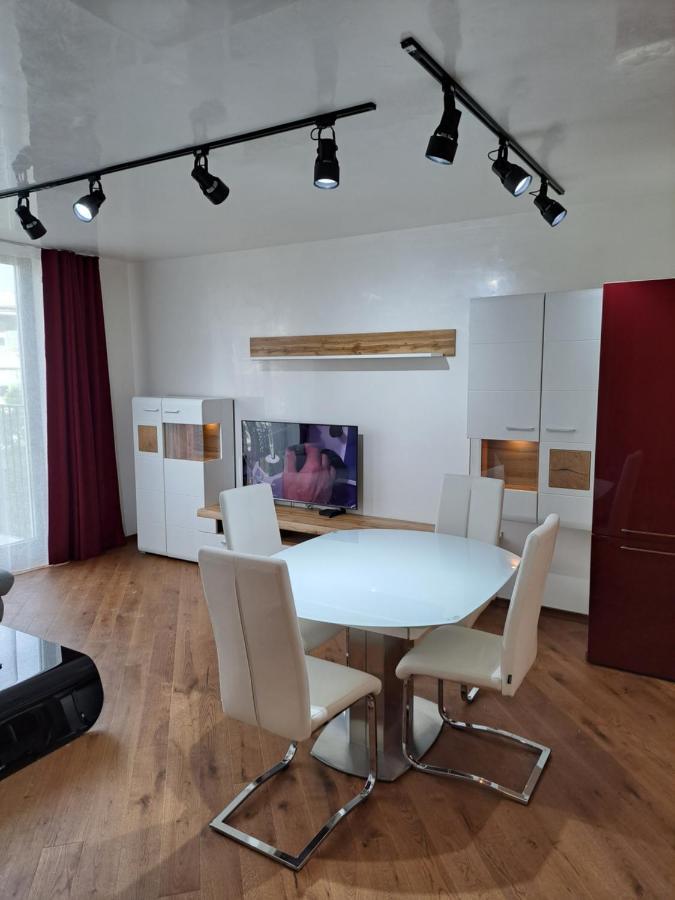 Luxury Apartment In Building K55 With Free Garage Варна Екстериор снимка