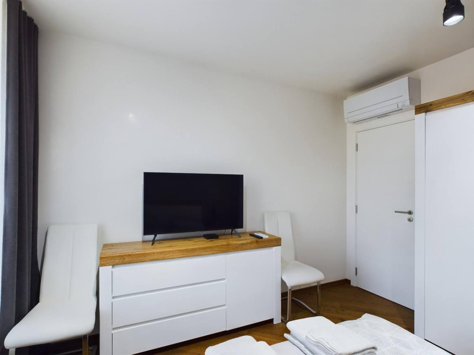Luxury Apartment In Building K55 With Free Garage Варна Екстериор снимка